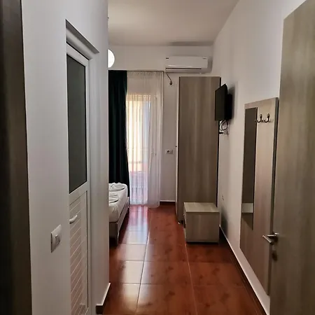 Koli Guest house *